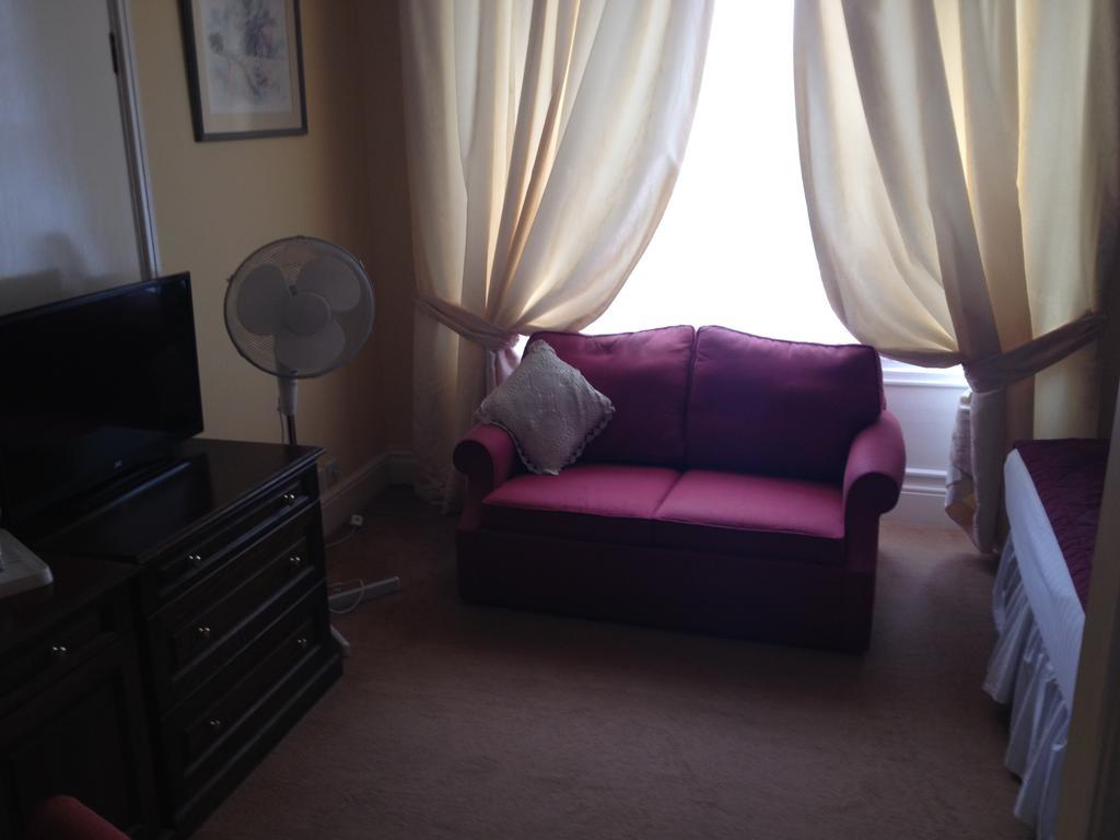 Templars Hotel And Restaurant Baldock Room photo